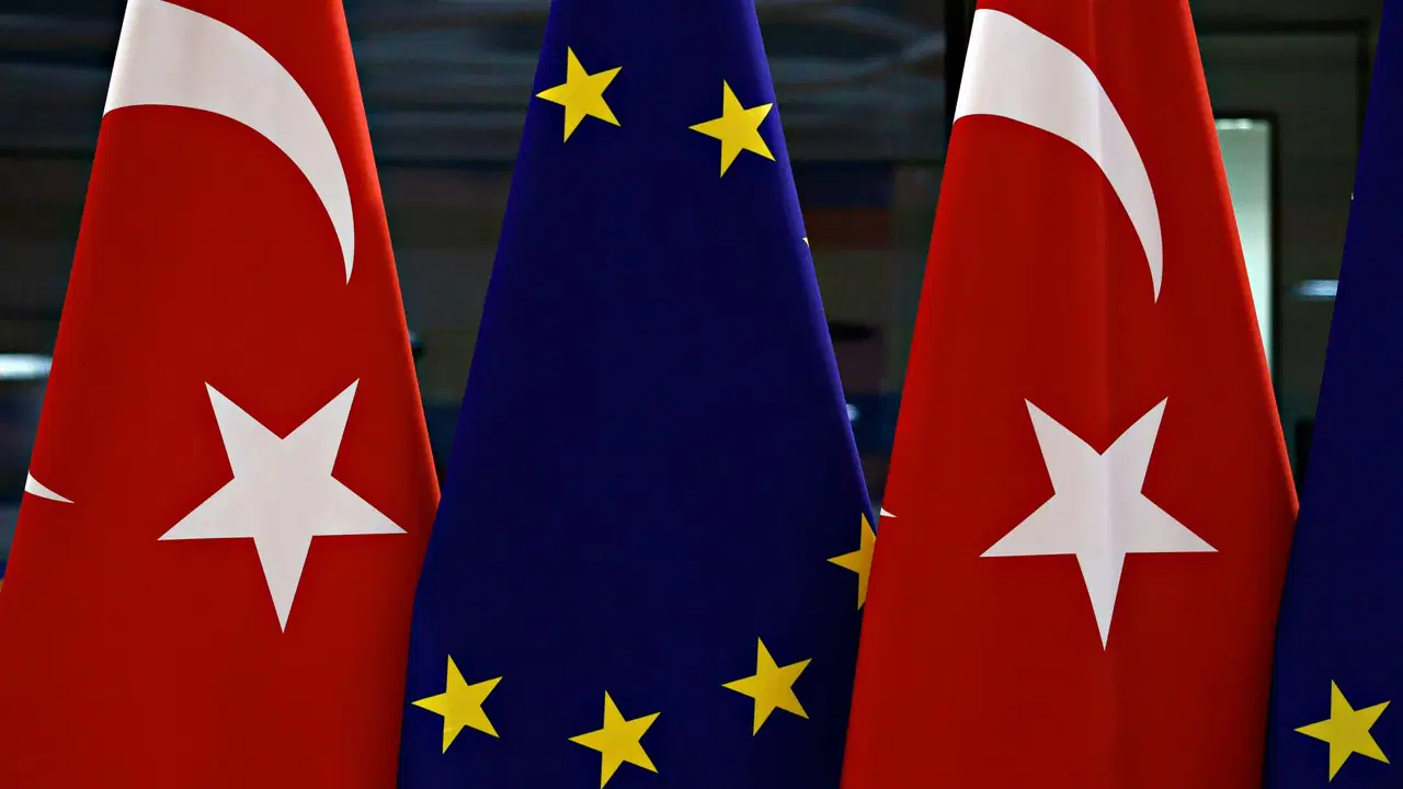 Avrupa Komisyonu’ndan ekonomi uyarısı: Türkiye’nin büyümesi yavaşlayacak!