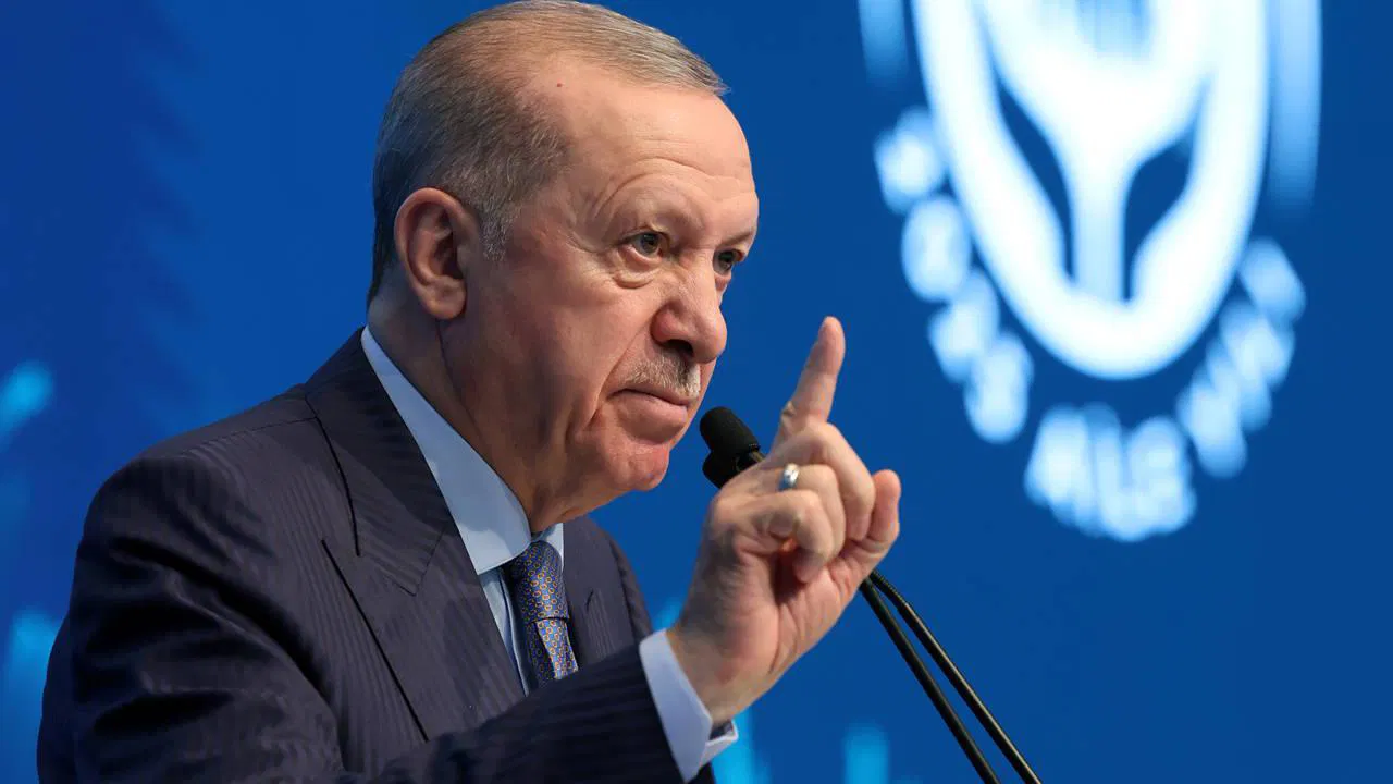 Erdoğan’a TSK üzerindeki yetkisine tepkiler sürüyor: ‘Orduyu siyasallaştıracak girişim’