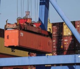 İngiltere ve Hindistan’dan tarihi ticaret anlaşması