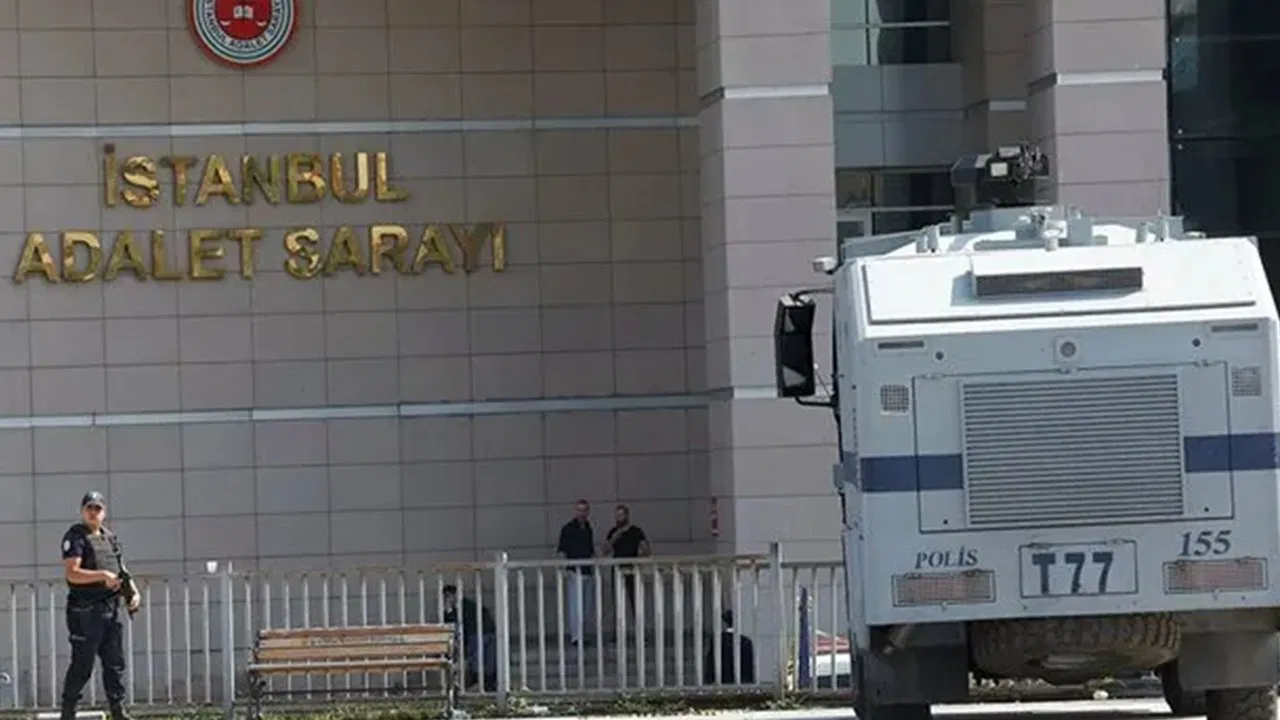 Son dakika… İBB Başkanı Ekrem İmamoğlu’nun tutukluluğunun devamına karar verildi!