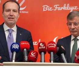 YRP’li Erbakan: ‘Cumhurbaşkanının bir kez daha seçilmesini sağlayacak anayasaya karşı olacağız’