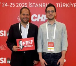 Yunanistan’da ana muhalefetteki PASOK’tan İmamoğlu mesajı: ‘İktidarın görmek istemediği bir tepkiydi’