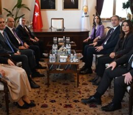 DEM Parti ve AKP arasında çatlak: ‘Çağrılara kulak tıkandı’
