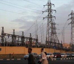 İran’da enerji krizi: Kamu kurumlarının elektriği kesildi