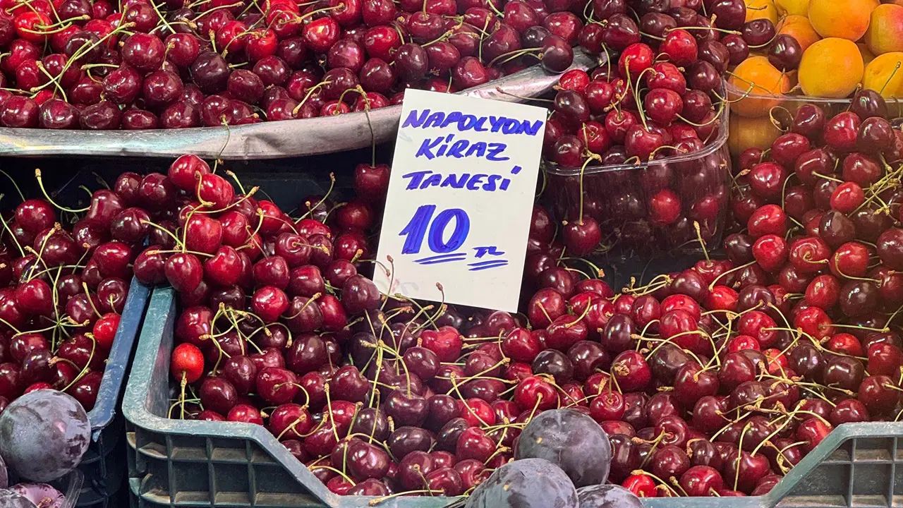 Kirazın tanesi 10 lira: Ekonomi politikaları ‘meyvesini’ veriyor!