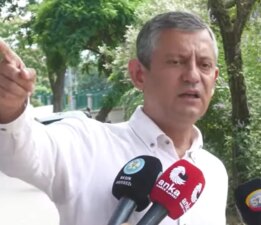 Özgür Özel’den Manisa’da çarpıcı sözler: ‘Bu cendereden çıkar, 300’ü aşarız’