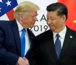 Trump’tan ticaret savaşı devam ederken sürpriz adım: Xi ile görüştü